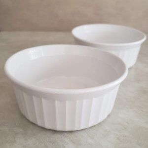 2 Corning Ware French White 500 ml Bowls F-16-B